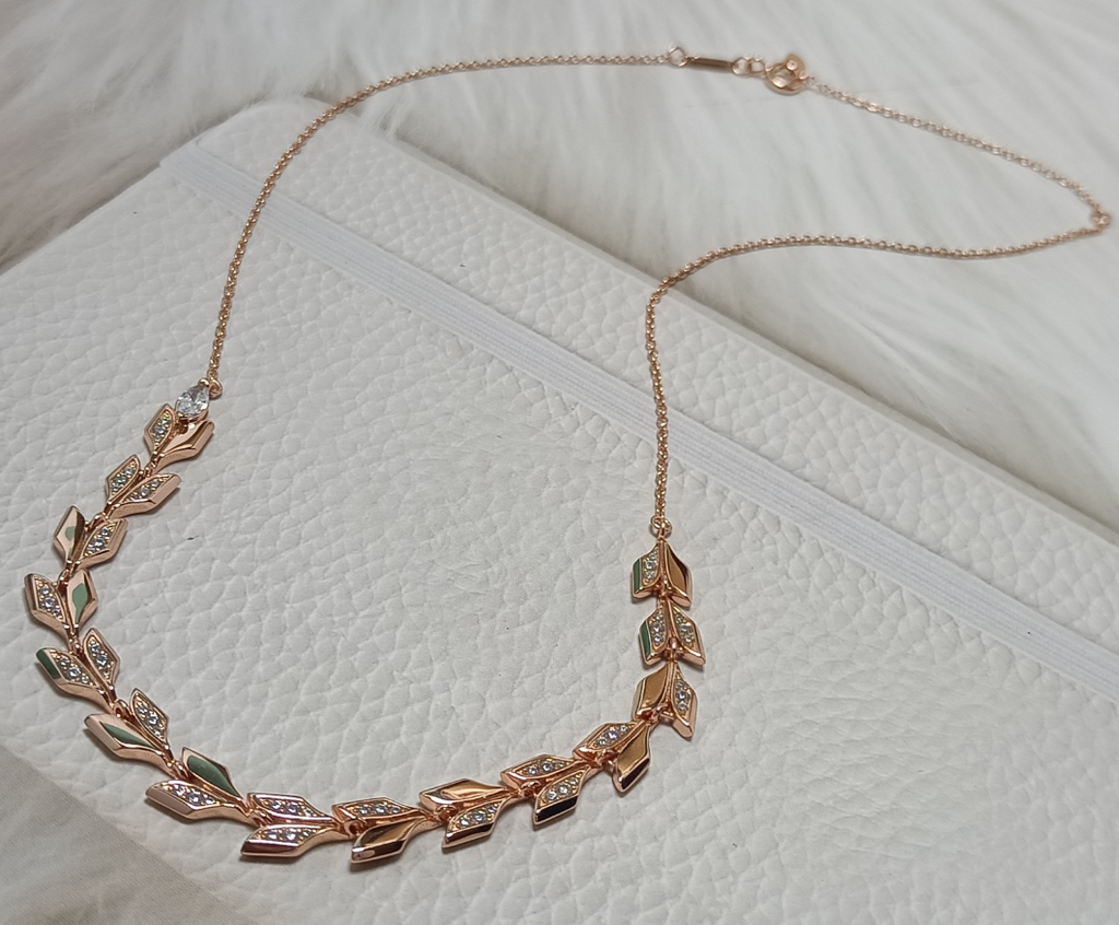 Collar Hojas de Olivo Pavé Oro Rosa