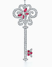 Charm llave ornamental fucsia Tiffany Keys
