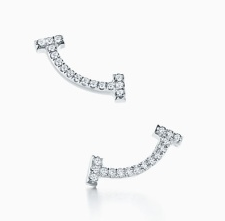[T-E021] Aretes Tiffany T Smile curva con circonias plata