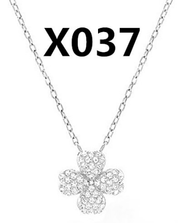 Collar Swarovski Trébol de Cuatro Hojas Pavé