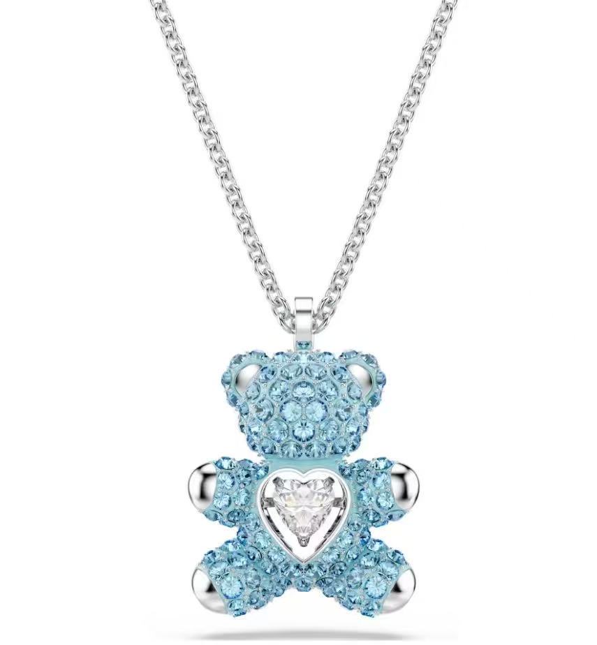 Collar Oso Pavé Celeste con Corazón Blanco