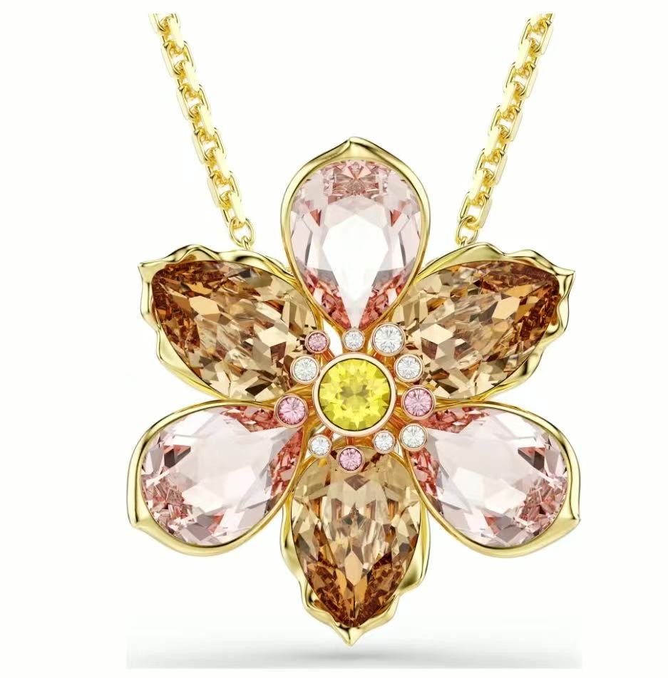 Collar Flor Pétalos Rosa y Champán Pastel