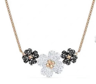 Collar Swarovski Trío de Flores Blanco y Negro