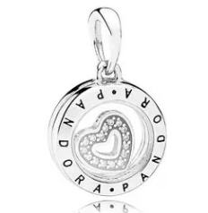 [P40] Charm colgante medallón Pandora corazón contorno pavé