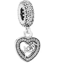 Charm colgante corazón Mom pavé plata