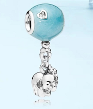 Charm colgante elefantes con globo esmalte celeste