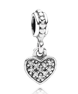 Charm Corazón Pavé Circonias Blancas