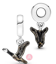 Charm colgante búho alas extendidas acabado oxidado