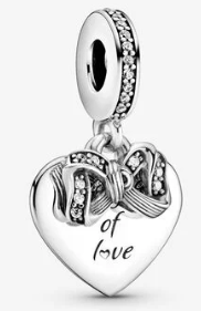 Charm colgante corazón lazo pavé texto of love