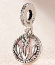 Charm colgante disco hojas esmalte rosa palo Pandora