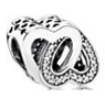 Charm clip corazones entrelazados pavé Pandora