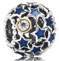 Charm estrellas esmalte azul con acento dorado