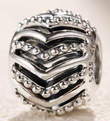 Charm bola chevron texturizado plata