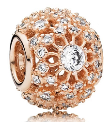 Charm bola calada baño oro rosa con circonias