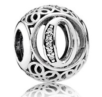 Charm Pandora Letra O Filigrana Pavé