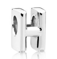 Charm letra H Pandora plata