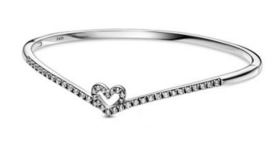 Brazalete rígido Pandora pavé corazón en V plata