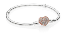 Brazalete Pandora Moments plata cierre corazón pavé oro rosa