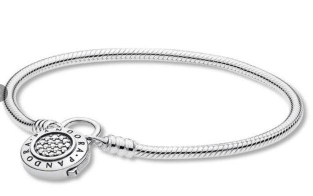 Brazalete Pandora Signature Disco Colgante Plata