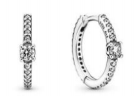 Aretes Pandora aro textura flor circonia plata