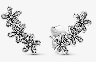 Aretes Pandora racimo de margaritas pavé