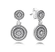 Aretes Pandora colgante doble disco plata con pavé