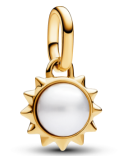 Charm colgante sol dorado con perla blanca Pandora