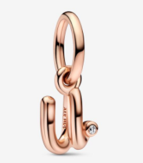 [ME-217] Charm colgante inicial cursiva trazo vertical oro rosa Pandora